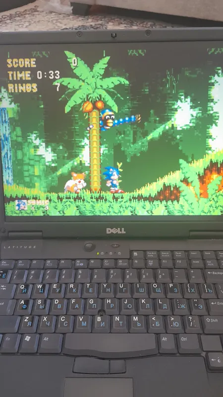 windows 2000 antikvar noutbok