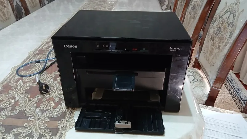 Oq-qora printer 1 Oq-qora printer 1