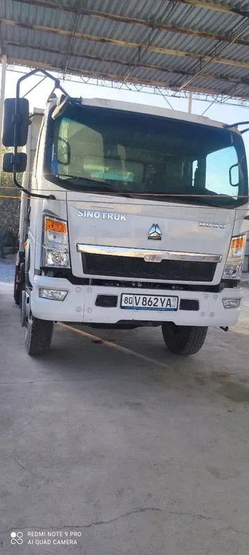 Hawo sinotruk sotiladi