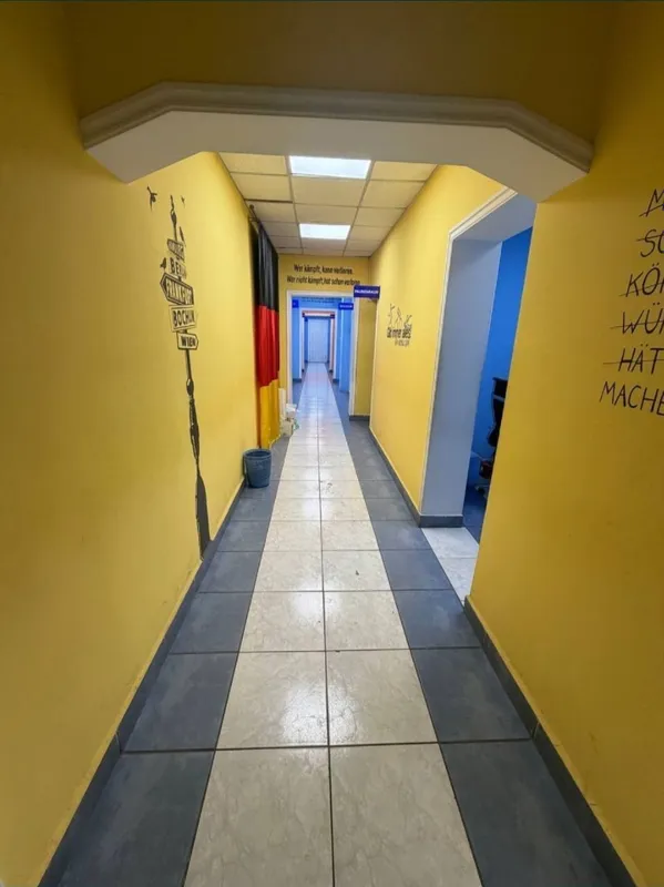 Новза метро Сдаётся офис 9 комнат 250 м2 .доступ 24/7 — фото 1