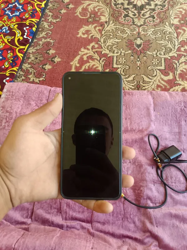 Продаётся Redmi Note 9, недостаток — экран один раз меняли 1 Продаётся Redmi Note 9, недостаток — экран один раз меняли 1