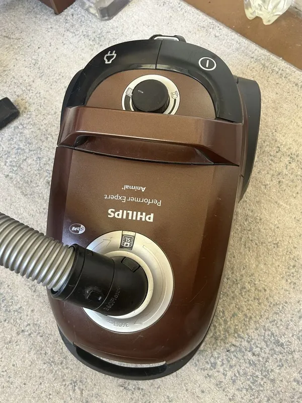 Мощный пылесос Philips Performer Expert Animal ПолныйкомплектТурбощтка 3 Мощный пылесос Philips Performer Expert Animal ПолныйкомплектТурбощтка 3