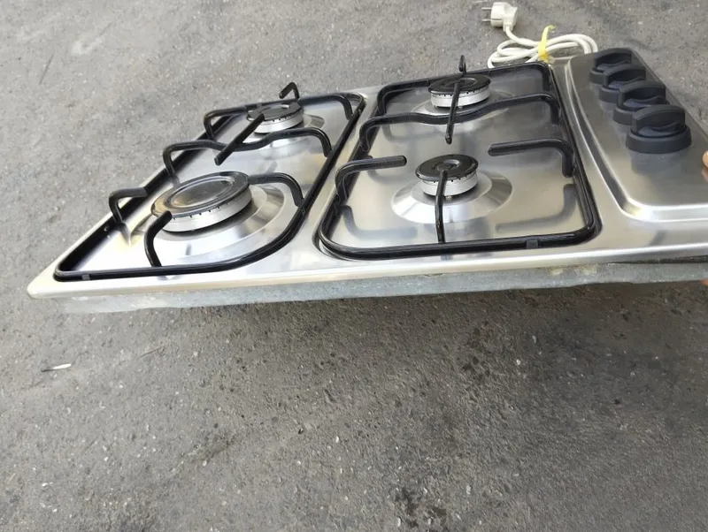 Panelni gaz plita 6 Panelni gaz plita 6