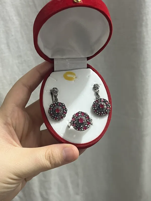Kumush 925 proba uzuk va zirak kamplekt