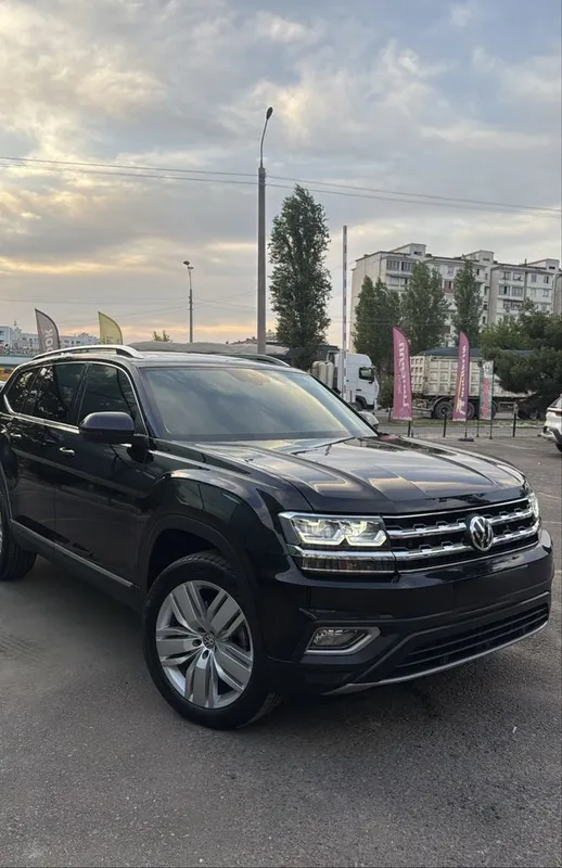 Volkswagen Teramont, Трансфер для туристов. — фото 1