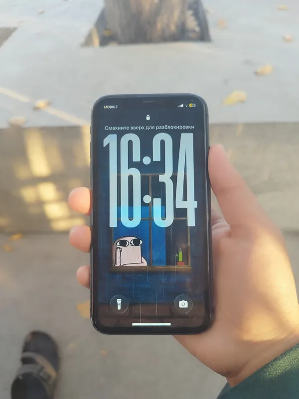 Iphone 11 128 80 yonks 3 Iphone 11 128 80 yonks 3