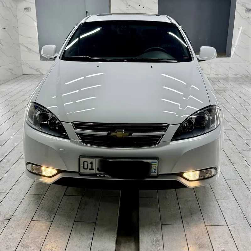Продаю свою Lacetti 2022 г ноябрь. Пробег 20.000 км. Full позиция 1 Продаю свою Lacetti 2022 г ноябрь. Пробег 20.000 км. Full позиция 1