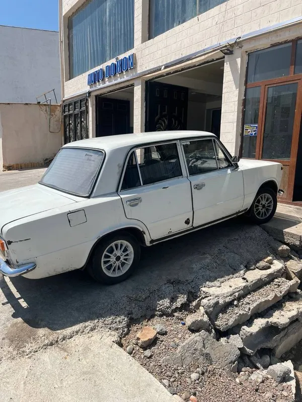 Vaz 2101 Kapeka 1981 yil 4 Vaz 2101 Kapeka 1981 yil 4