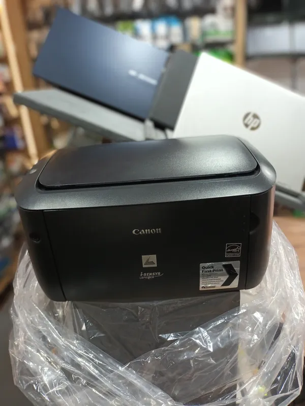 Canon i-sensys LBP6030B yaxshi xolatta — фото 1
