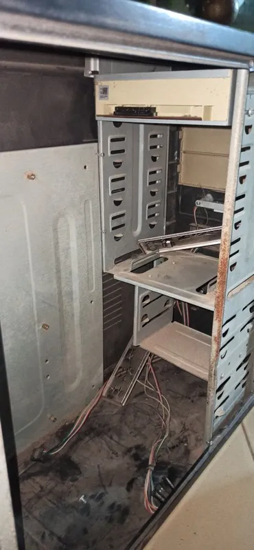 Продается Кейсы 2шт — фото 7