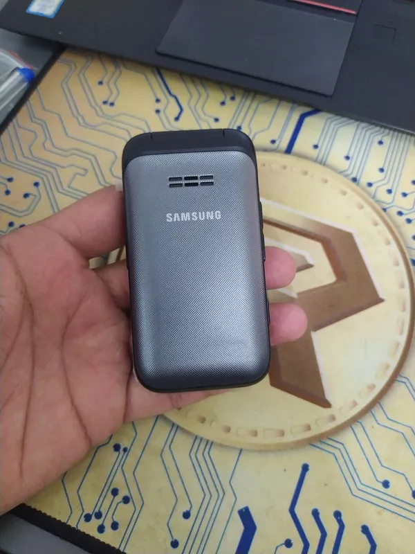 Samsung SPH-M400 Sprint Flip Phone — фото 2