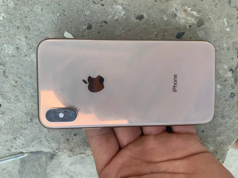iPhone 4