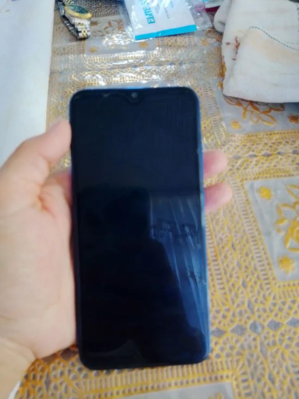 Telefon sotiladi 2