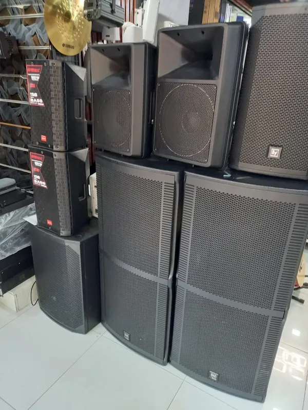 Акустика микшеры усилители Yamaha Behringer Dynacord. — фото 1