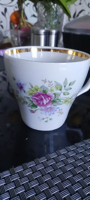Чашка сотилади .