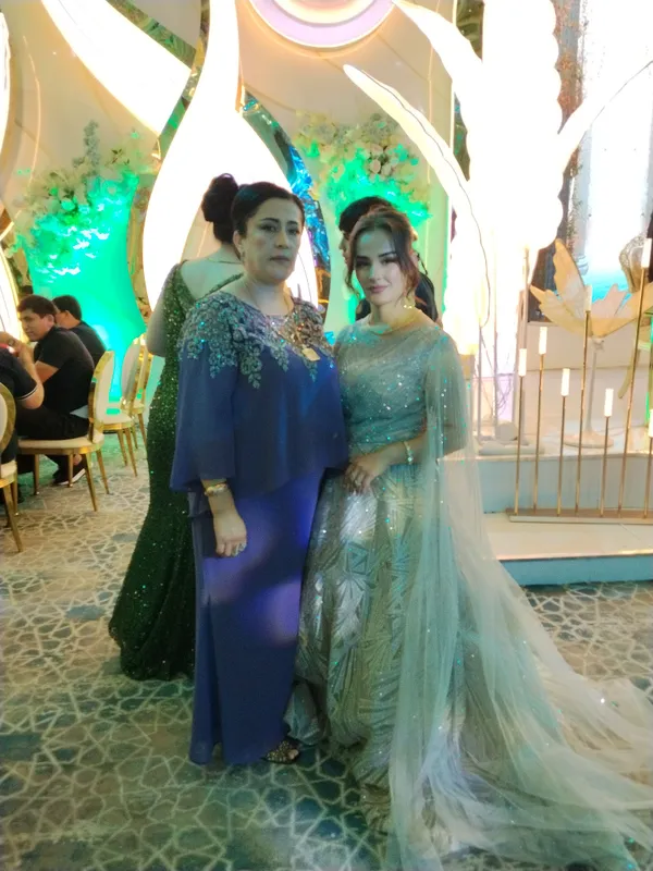 birinchi kechki ko‘ylak sotiladi 2 birinchi kechki ko‘ylak sotiladi 2