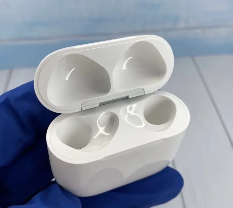 Кейс для AirPods 4 без ANC новый оригинал 100% 3 Кейс для AirPods 4 без ANC новый оригинал 100% 3