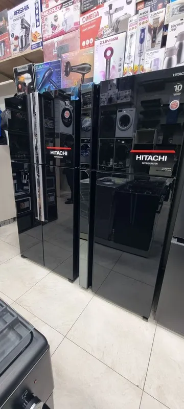 Холодильник HITACHI 1