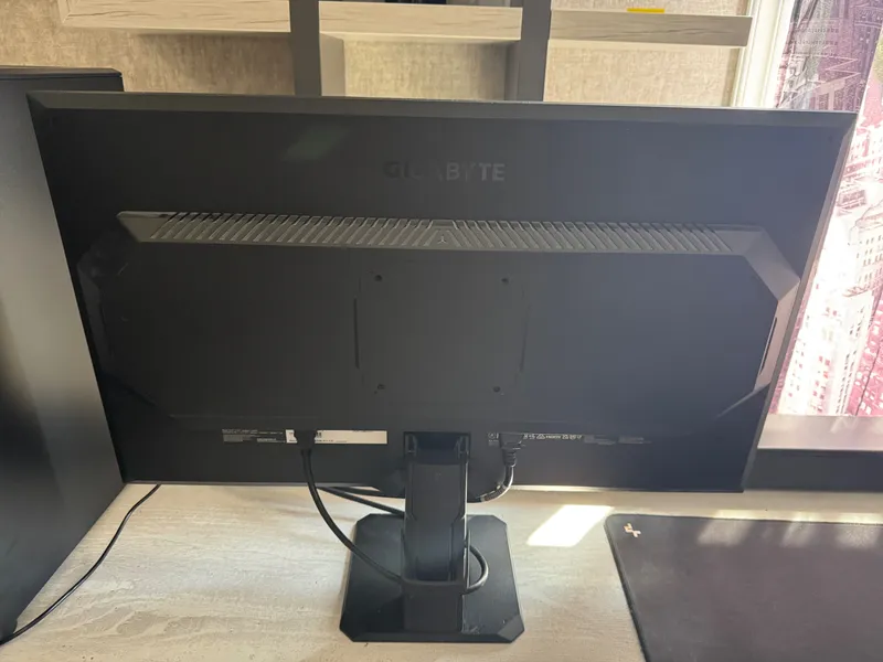 Игровой монитор Gigabyte GS27F 165гц — фото 2