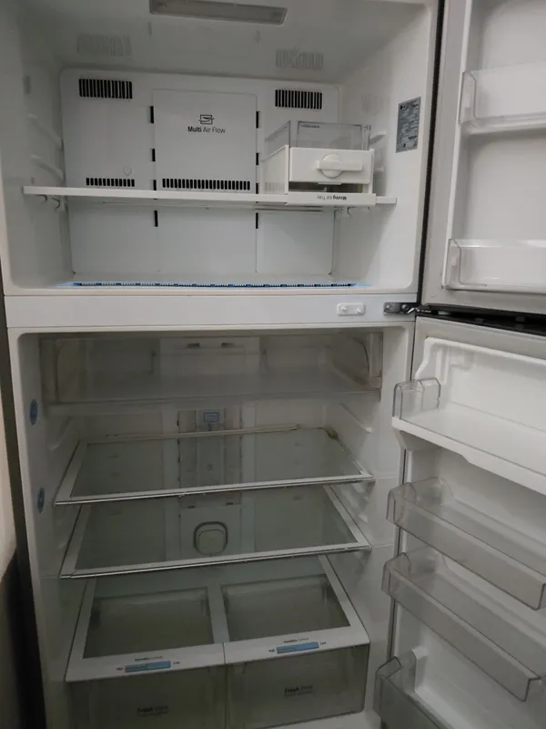 Продается Холодильник olg inverter made in korea 2 Продается Холодильник olg inverter made in korea 2