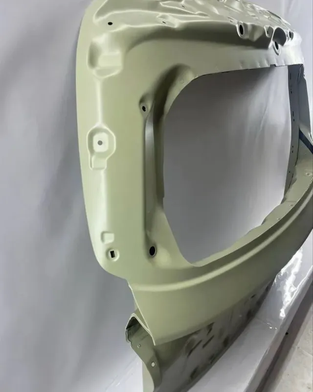 Крышка багажника LiXiang L9 3