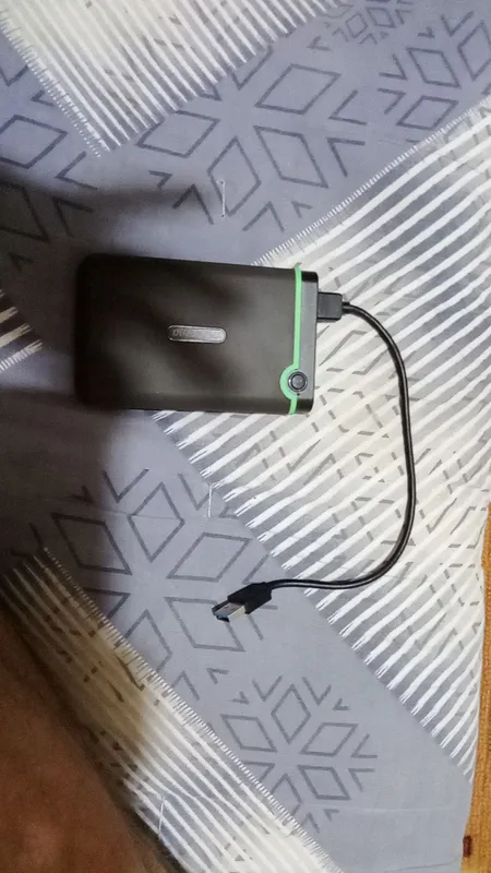ноутбук vivobook и хард на 4 ТБ памяти 2