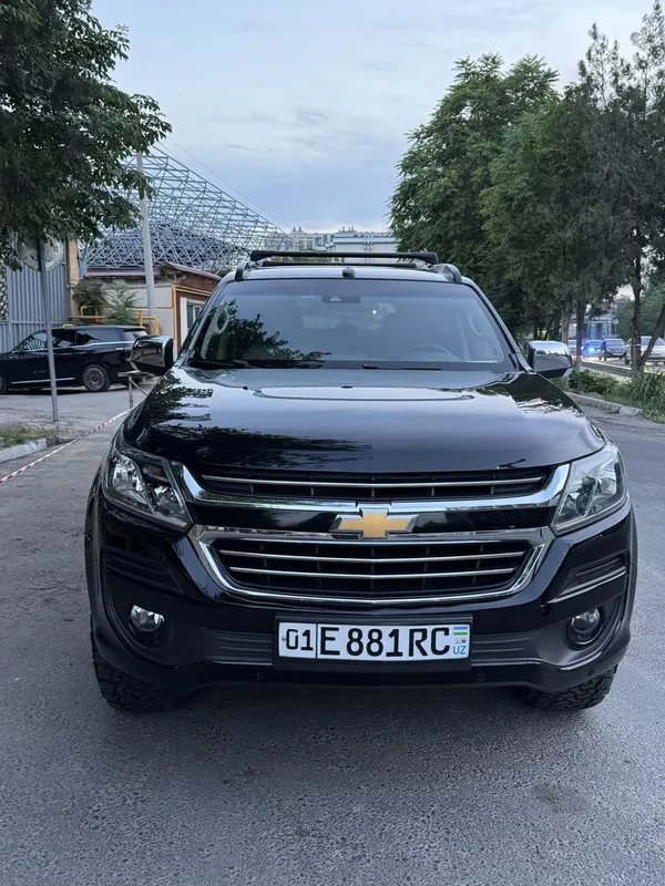 Trailblazer LTZ sotiladi