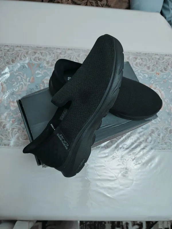 оригинальные Skechers 3 оригинальные Skechers 3