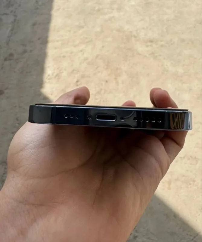 Iphone 13 pro 90% 2