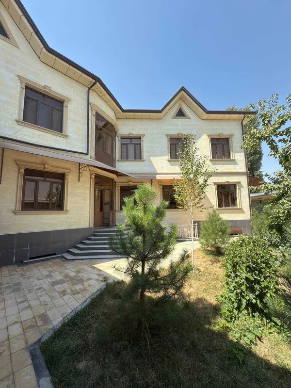Мирзо-Улугбекский район — продаётся просторный дом! Мирзо-Улугбекский район — продаётся просторный дом!