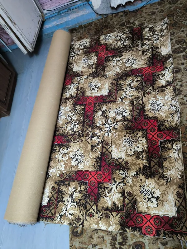 Продаю палас СССР Продаю палас СССР