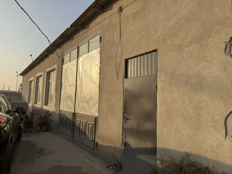 8 sotix yer 200 m2 binosi bilan sotiladi — фото 1