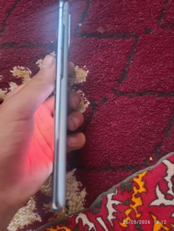 S20 5g iphone 11 ga abmen bor 128/8 5g bor 120hz amoled ekran qoraygan — фото 1