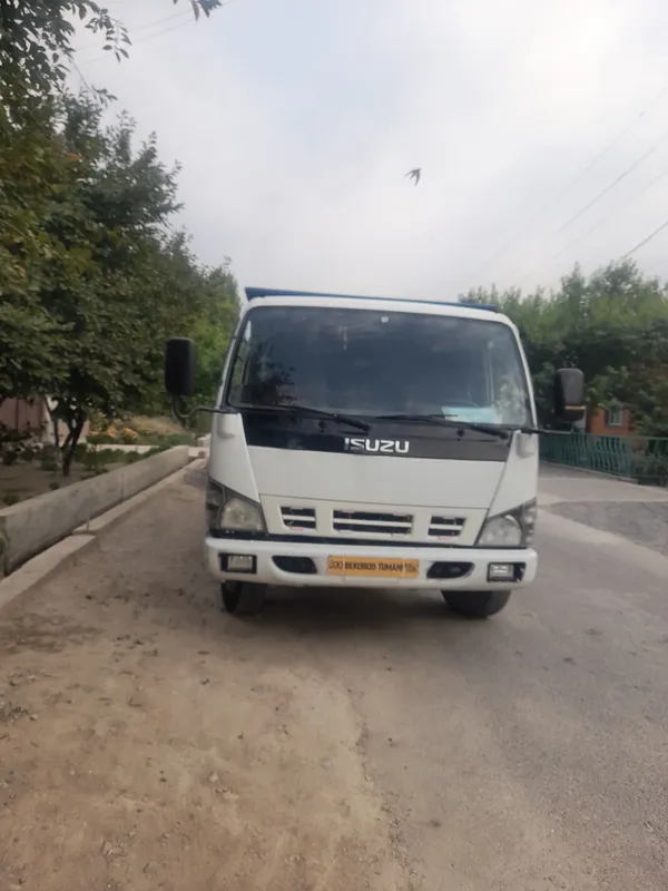 Isuzu samasval sotiladi