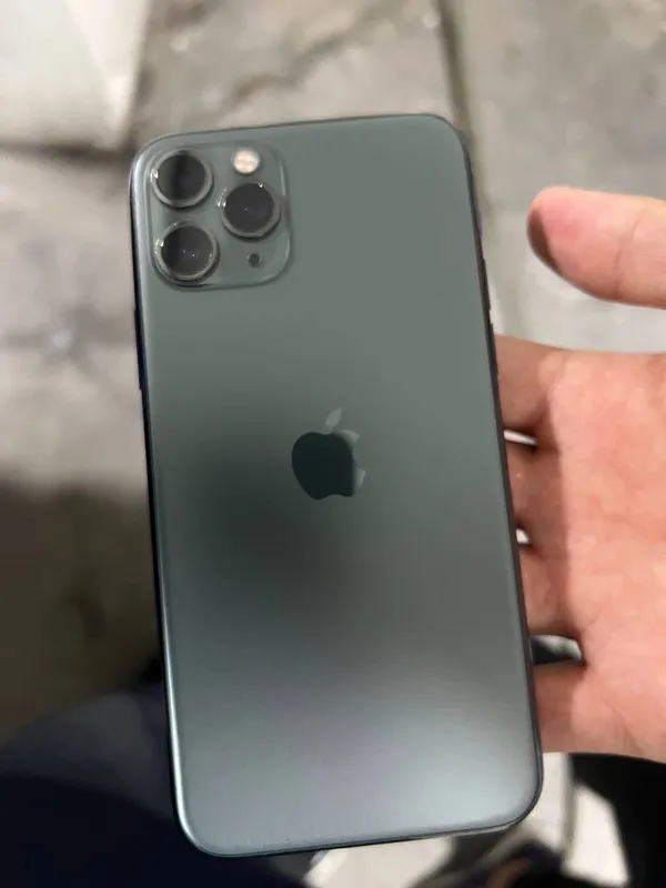 Iphone 11 pro — фото 1