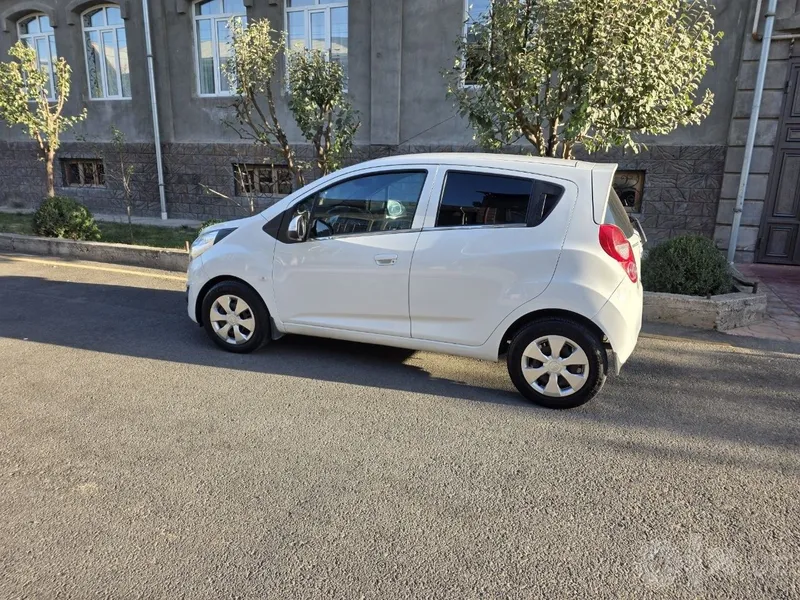 Spark srochno sotiladi gazi bor 1 Spark srochno sotiladi gazi bor 1