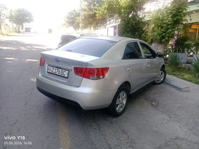 KIA FORTE 2009 matan 4 pakalena 1.6 mator 6 bosqichli mexanika karopka 2 KIA FORTE 2009 matan 4 pakalena 1.6 mator 6 bosqichli mexanika karopka 2
