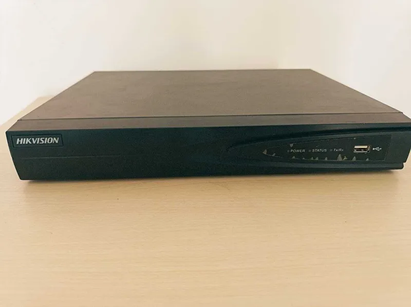 Hikvision видеорегистратор NVR 3 Hikvision видеорегистратор NVR 3