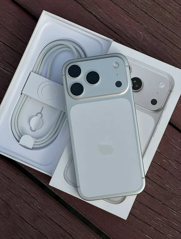 iPhone 17 Pro Max 256, серебристый 1 iPhone 17 Pro Max 256, серебристый 1