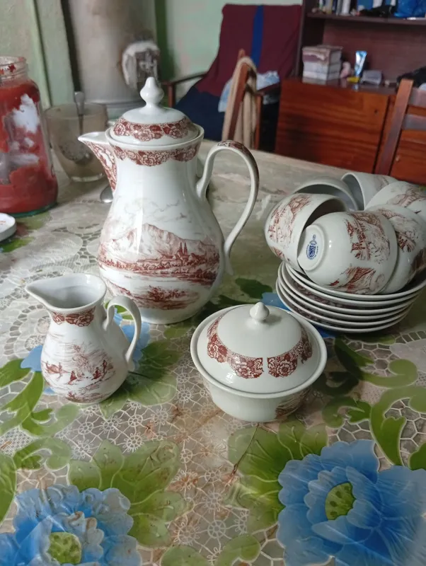 Продам элементы сервиза.
