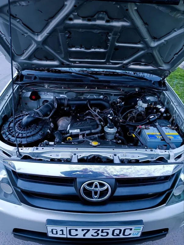Срочно продается Toyota Fortuner — фото 3