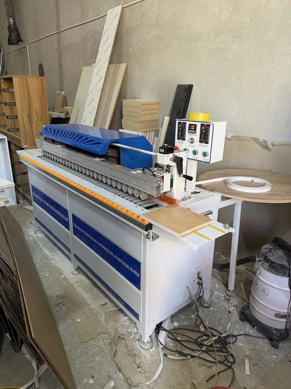 Kromka Aparat 220v 1