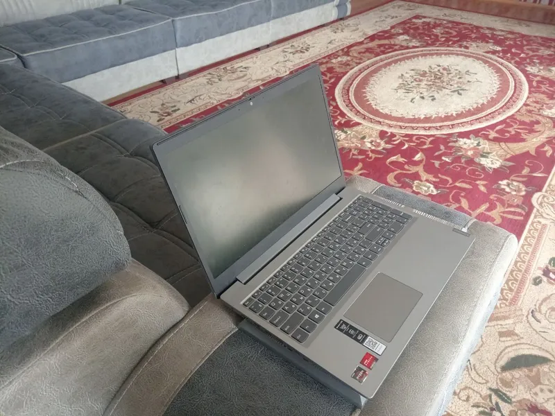 Lenovo 3