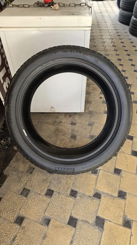 285/40/R22 PIRELLI 1 285/40/R22 PIRELLI 1