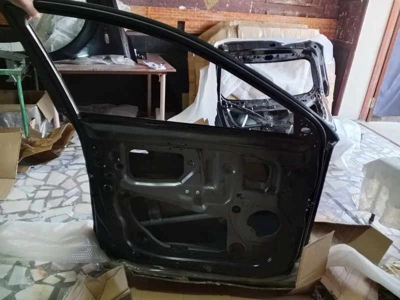 Дверь Old chap Dongfeng EP008. Чёрный цвет, заводская 3