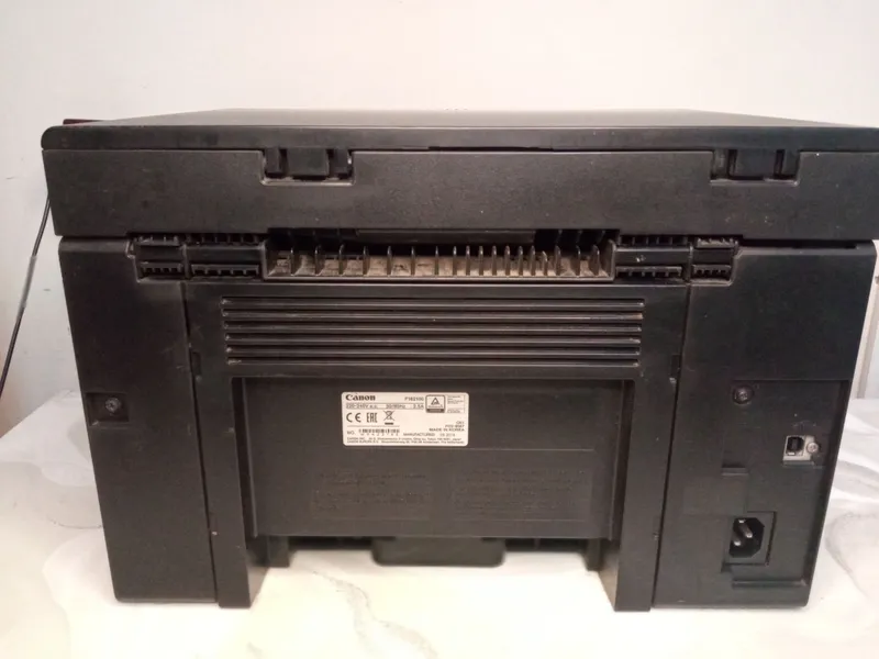 2ta Printer sotiladi Canon 5