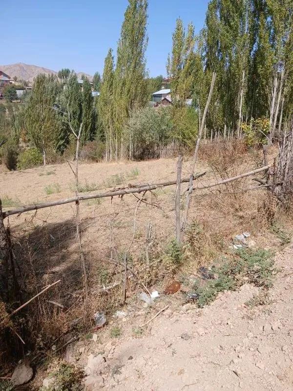 Toshkent viloyati Parkent tumani Kumushkonda turar yer sotiladi — фото 1