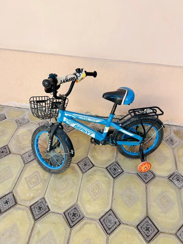 Velosiped sotiladi