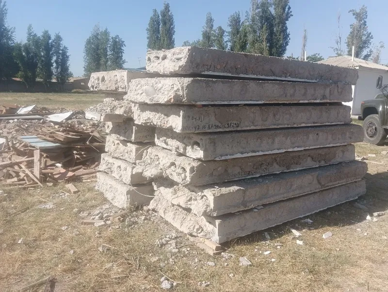 Бетоний плита 2*85---1*20 размер продам 5