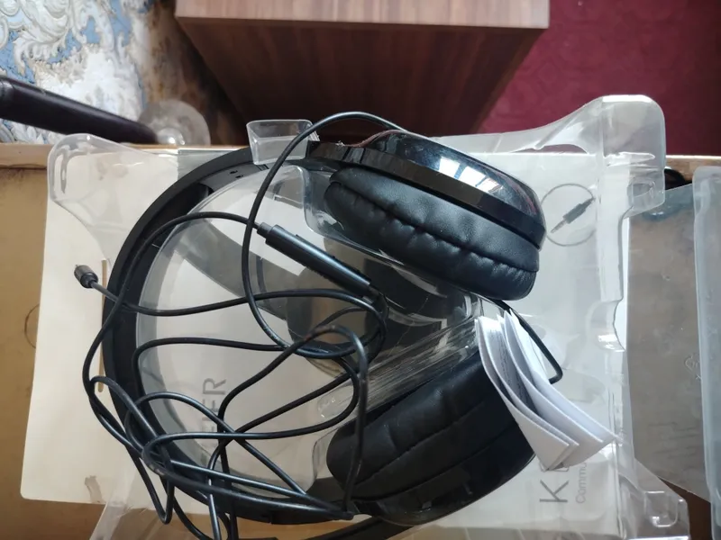Edifier Quloqchini laptopla uchun mos 2 Edifier Quloqchini laptopla uchun mos 2
